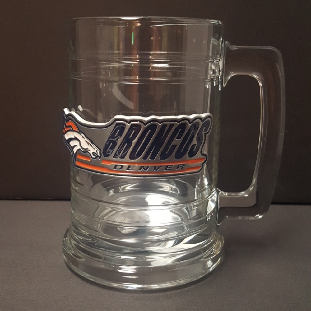 New NFL Official Denver Broncos 14oz. Beer Mug